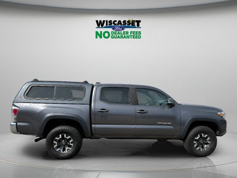 Used 2021 Toyota Tacoma TRD Off-Road AWD/4WD image 5
