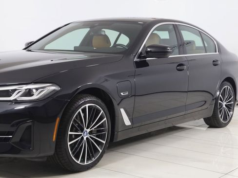 Used 2023 BMW 530e xDrive w/ Premium Package AWD/4WD image 60