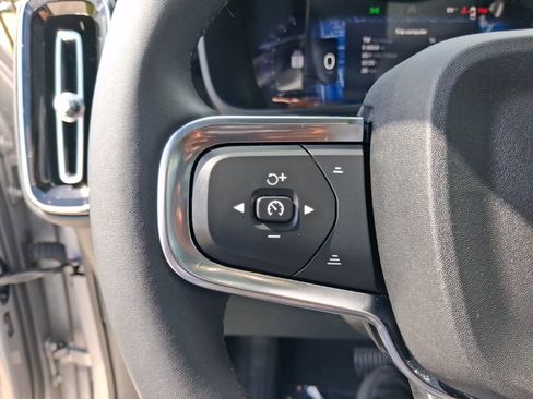 Used 2023 Volvo XC40 Recharge Ultimate w/ Protection Package Premier AWD/4WD image 19