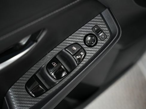 Used 2020 Nissan Sentra S image 37