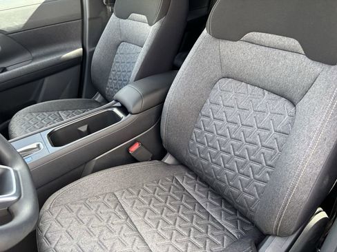 New 2026 Nissan Kicks SV image 15