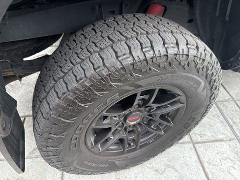 Used 2021 Toyota Tacoma TRD Pro AWD/4WD image 12