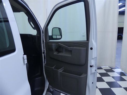 Used 2023 Chevrolet Express 2500 w/ Driver Convenience Package image 20