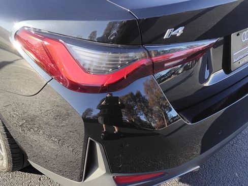 Used 2025 BMW i4 eDrive40 w/ Premium Package image 8