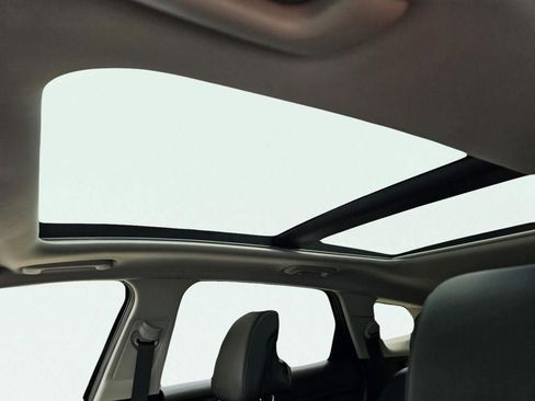 New 2026 Kia Sportage SX FWD image 17