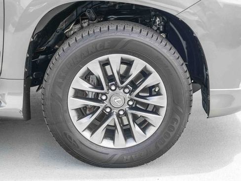 Used 2014 Lexus GX 460 Luxury AWD/4WD image 24