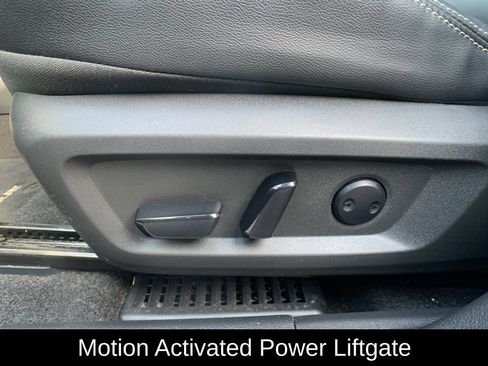 Used 2023 Nissan Rogue SL w/ SL Premium Package AWD/4WD image 15