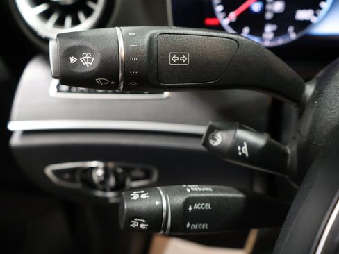 Used 2018 Mercedes-Benz E 400 4MATIC Cabriolet image 41