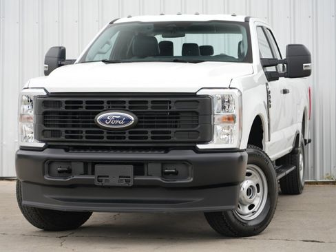 Used 2024 Ford F350 XL w/ Snow Plow Prep Package image 3