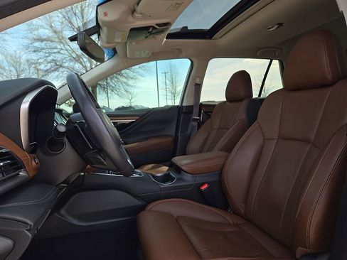 Used 2020 Subaru Outback Touring XT image 14