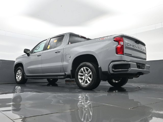 Used 2024 Chevrolet Silverado 1500 RST AWD/4WD image 23