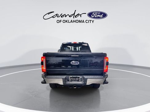 Used 2023 Ford F350 Lariat w/ Lariat Ultimate Package AWD/4WD image 7