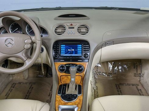 Used 2008 Mercedes-Benz SL 550 image 23