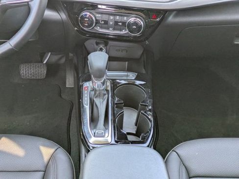 Used 2025 Chevrolet Trax ACTIV w/ Driver Confidence Package image 20