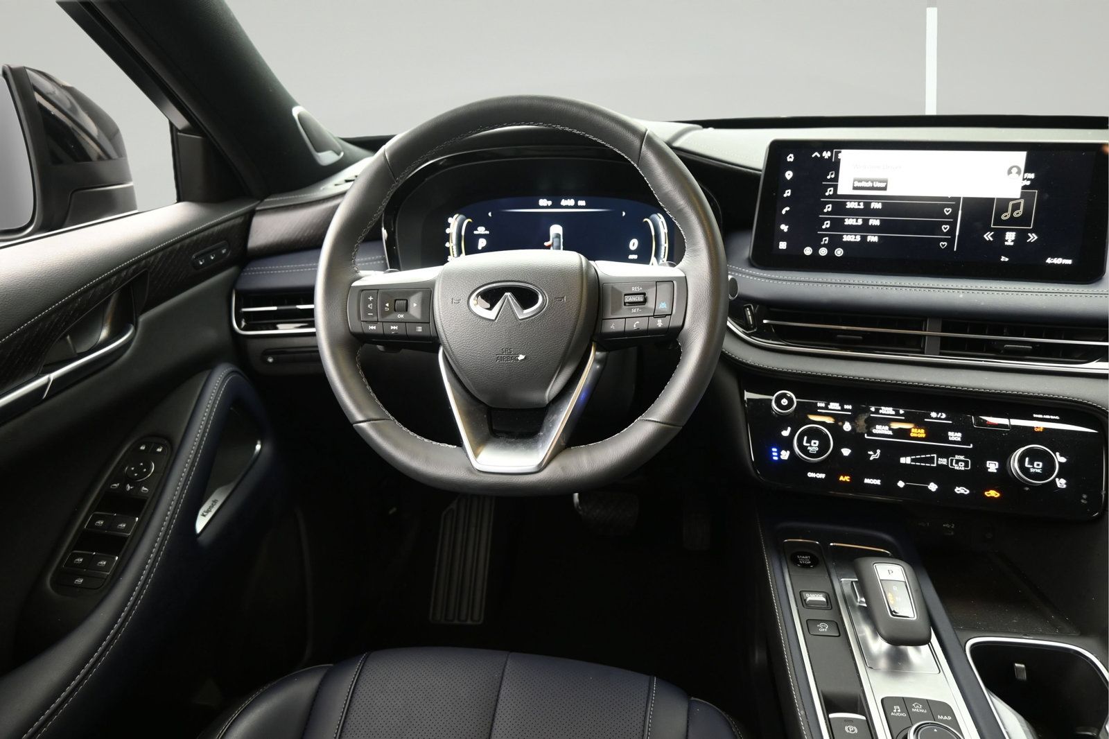 Used 2026 INFINITI QX60 Sport w/ Dark Cargo Package AWD/4WD image 12