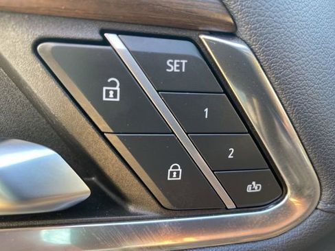 Used 2024 Chevrolet Silverado 1500 High Country w/ Technology Package image 15