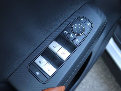 Used 2022 Mitsubishi Outlander SEL AWD/4WD image 23