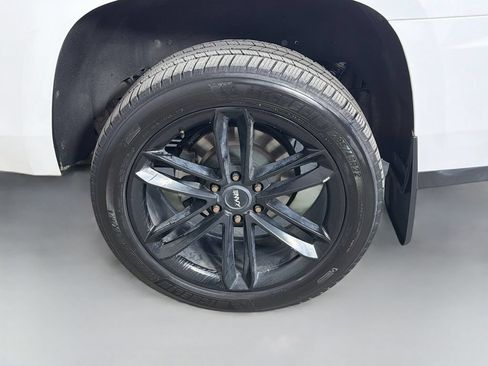 Used 2018 GMC Yukon Denali AWD/4WD image 31