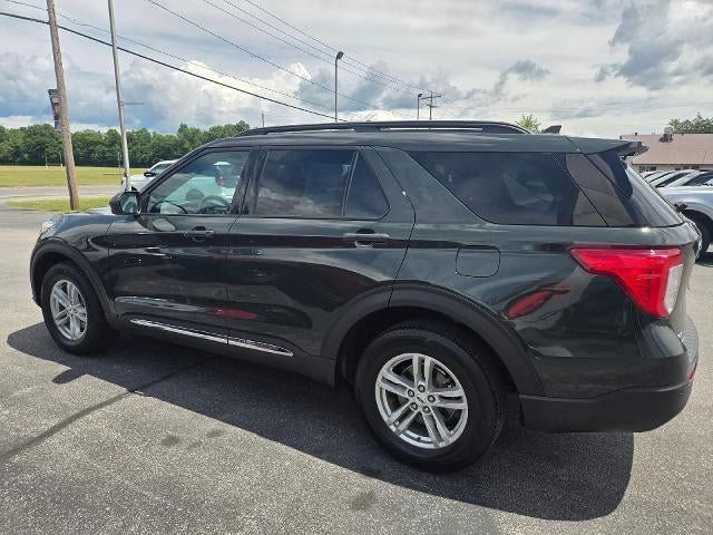 Used 2023 Ford Explorer XLT AWD/4WD image 6