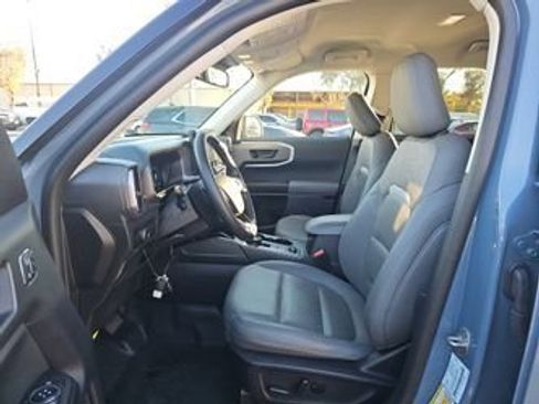 Used 2025 Ford Bronco Sport Badlands image 6