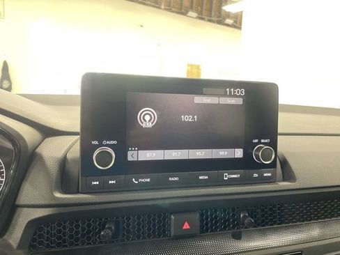 Used 2025 Honda CR-V Sport image 18