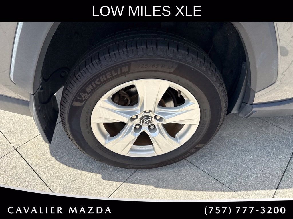 Used 2020 Toyota RAV4 XLE w/ All Weather Liner Package AWD/4WD image 21