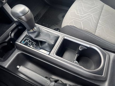 Used 2023 Toyota Tacoma TRD Off-Road AWD/4WD image 23