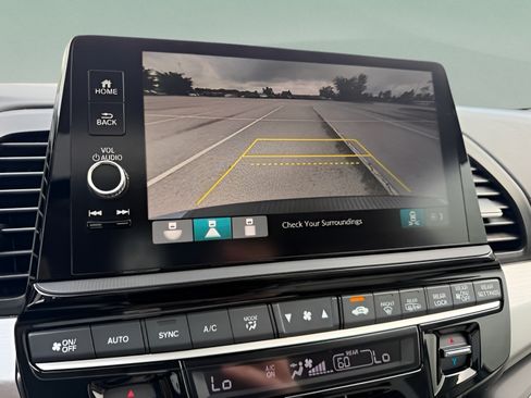 Used 2025 Honda Odyssey EX-L image 17
