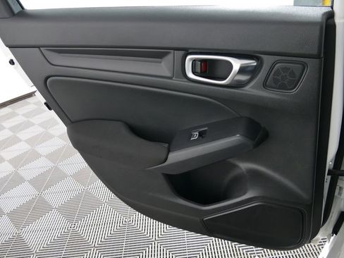 Used 2025 Honda Civic Sport image 12