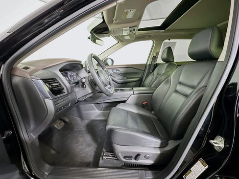 Used 2023 Nissan Rogue SL w/ SL Premium Package FWD image 13