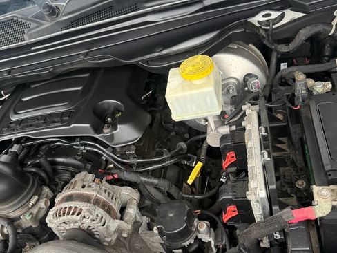 Used 2021 RAM 1500 Big Horn AWD/4WD image 12