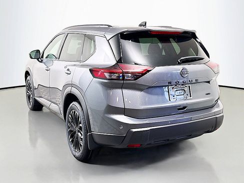 New 2026 Nissan Rogue SV image 5