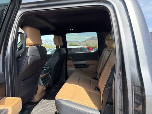 Used 2025 Ford F350 Lariat w/ Black Appearance Package AWD/4WD image 28