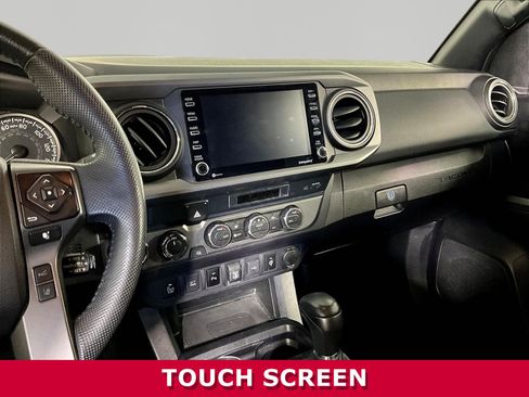 Used 2021 Toyota Tacoma TRD Sport w/ Technology Package AWD/4WD image 10
