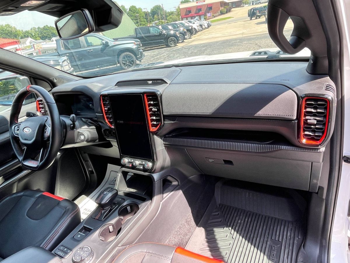 Used 2025 Ford Ranger Raptor AWD/4WD image 10