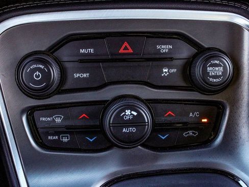 Used 2022 Dodge Challenger SXT w/ Blacktop Package image 21