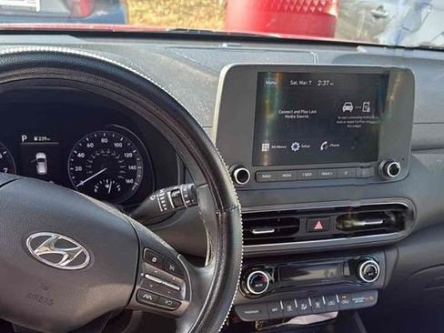 Used 2022 Hyundai Kona SEL w/ Convenience Package image 10