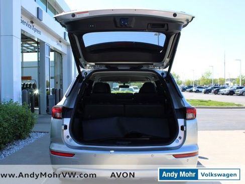 Used 2023 Mitsubishi Outlander SE AWD/4WD image 11