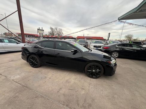 Used 2023 Nissan Maxima SR w/ Sport Mat Group FWD image 22
