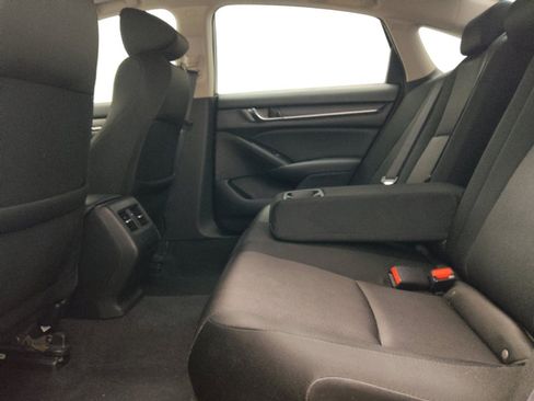 Used 2020 Honda Accord EX image 18