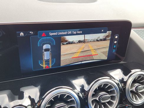 New 2025 Mercedes-Benz GLA 250 GLA 250 image 18