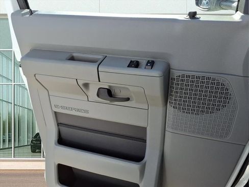 New 2024 Ford E-450 and Econoline 450 Super Duty w/ Power Windows & Locks Group RWD image 15