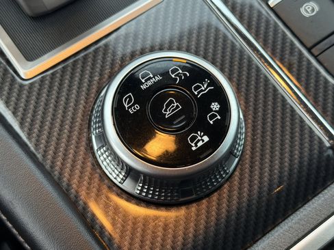 Used 2023 Mitsubishi Outlander SE image 33