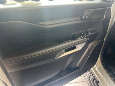 Used 2024 Ford Ranger XLT w/ FX4 Off-Road Package image 12