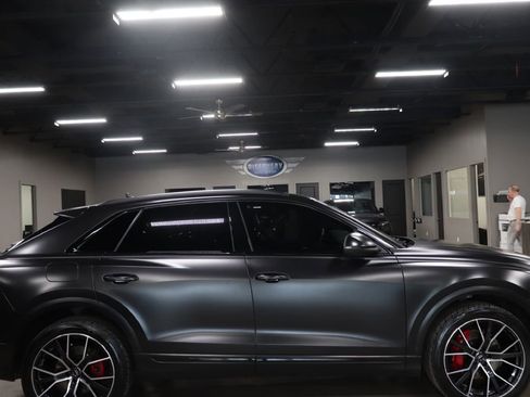 Used 2021 Audi Q8 Premium Plus w/ Premium Plus Package image 6