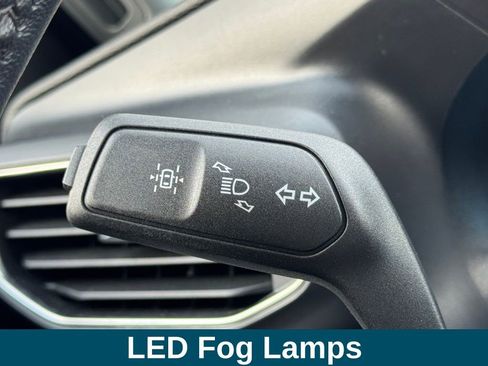 Used 2023 Ford Explorer XLT w/ Equipment Group 202A image 14