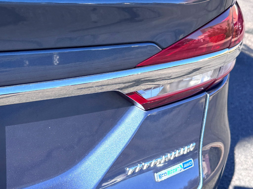 Used 2018 Ford Fusion Titanium AWD/4WD image 9