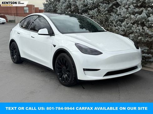 Used 2022 Tesla Model Y Performance image 13