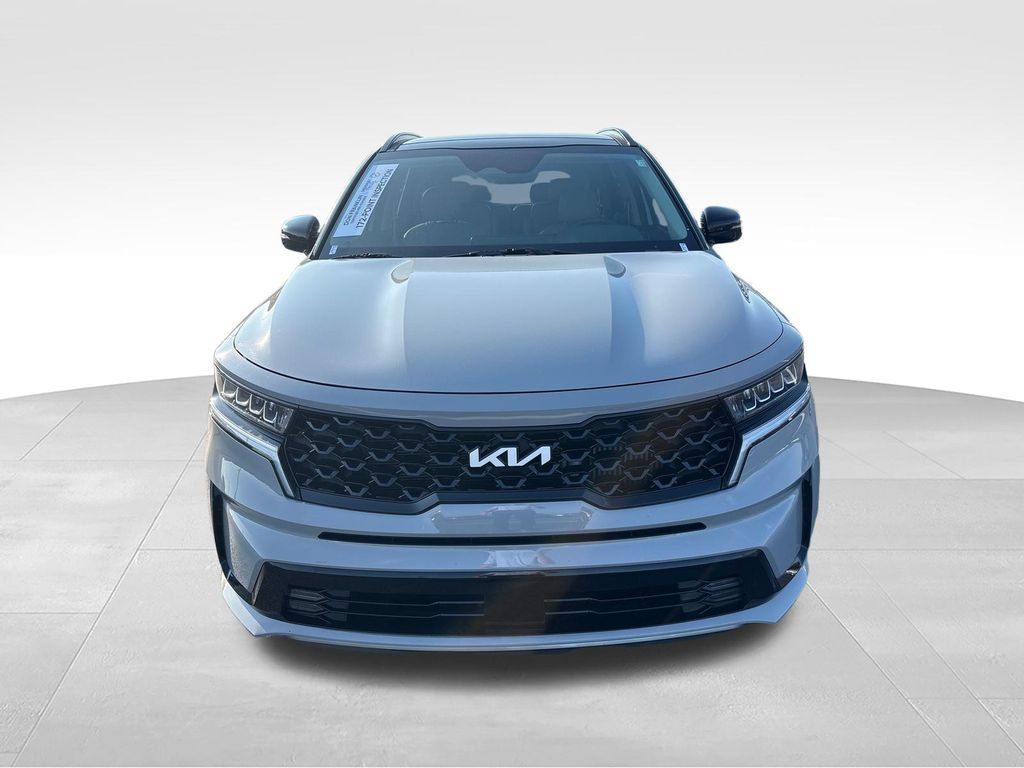 Used 2022 Kia Sorento EX w/ Panoramic Sunroof Package FWD image 9