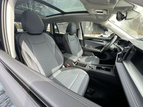 New 2026 Volkswagen Tiguan SE AWD/4WD image 24